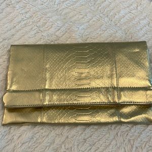 Gold clutch